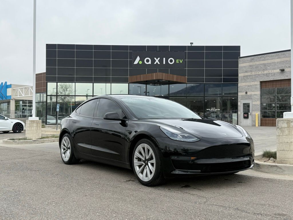 2022 TESLA Model 3