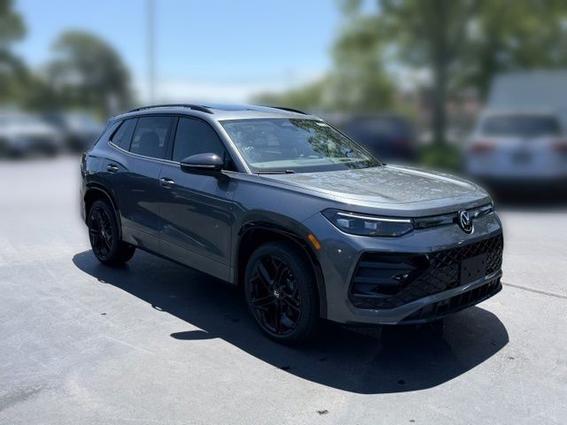 2026 VOLKSWAGEN Tiguan