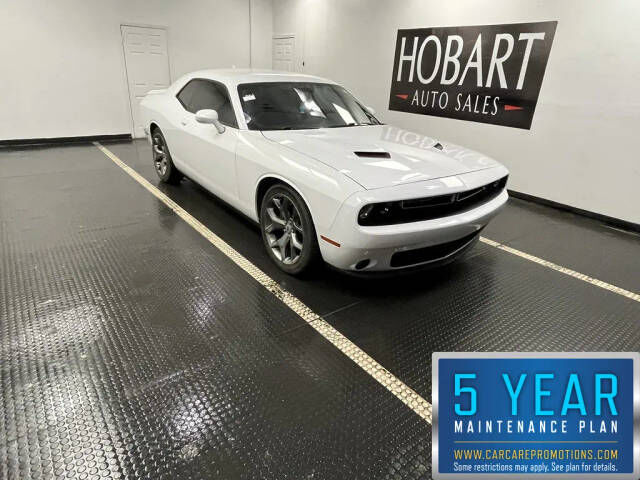2017 DODGE Challenger