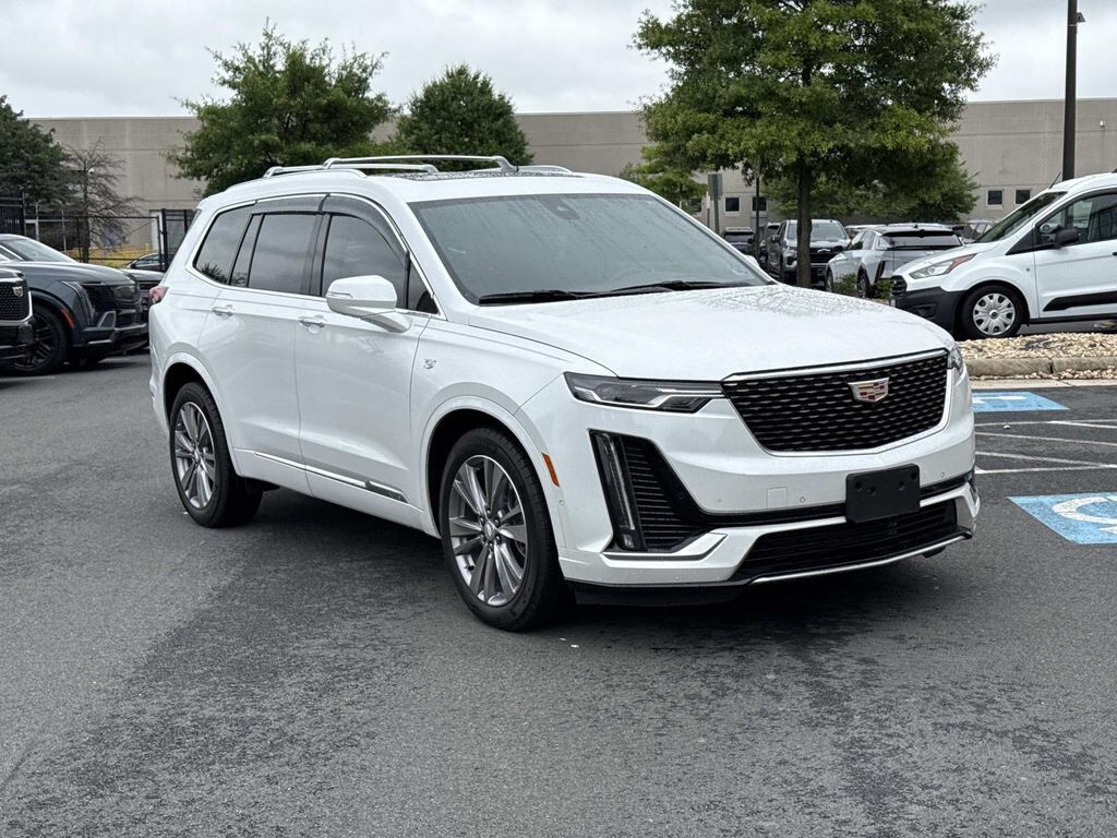 2024 CADILLAC XT6