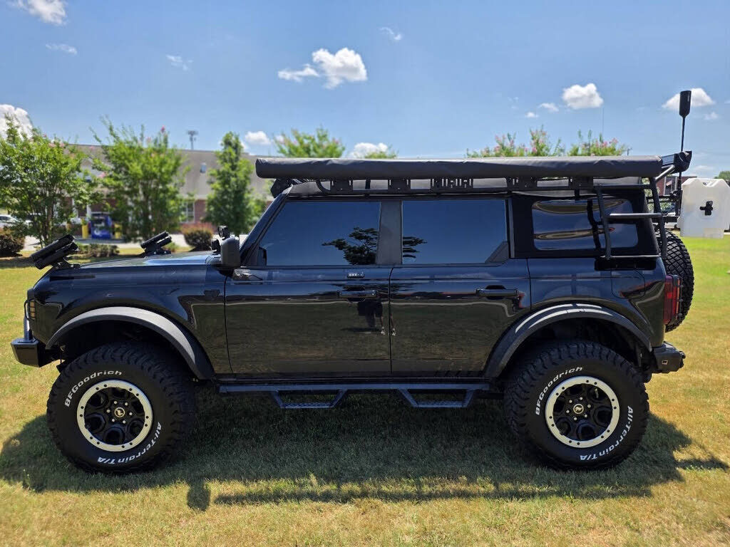 2023 FORD Bronco