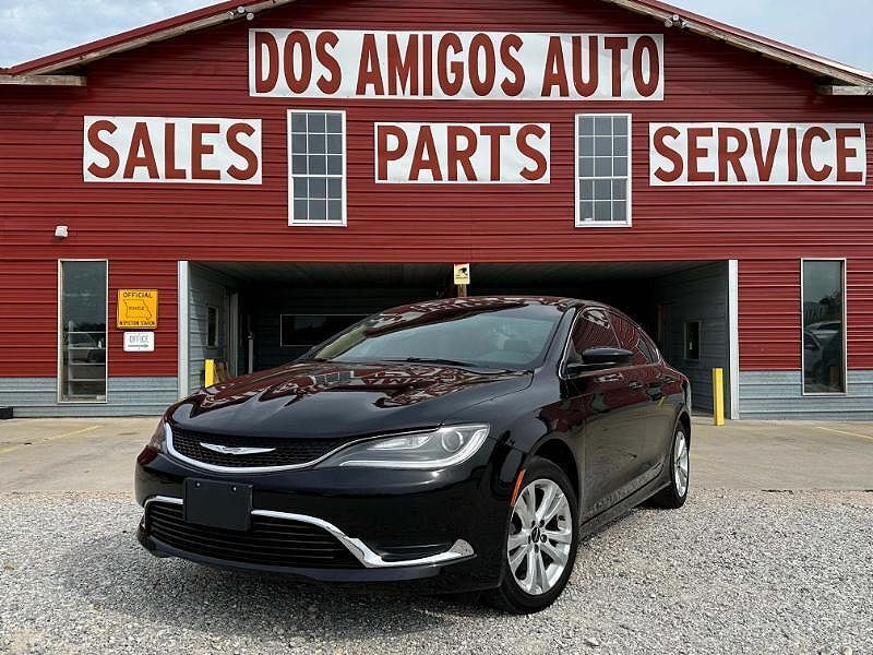 2016 CHRYSLER 200