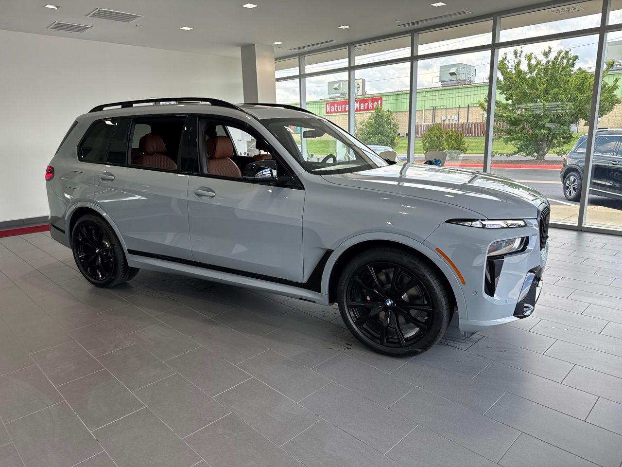 2027 BMW X7