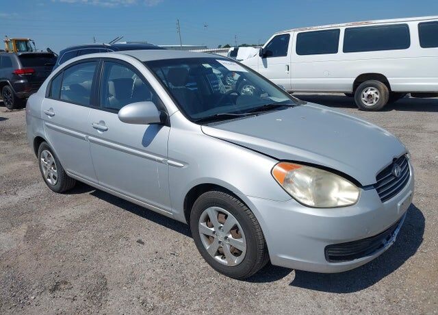 2009 HYUNDAI Accent