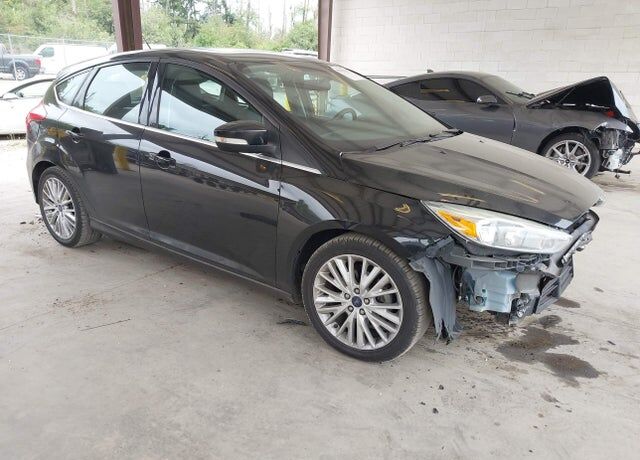 2016 FORD Focus