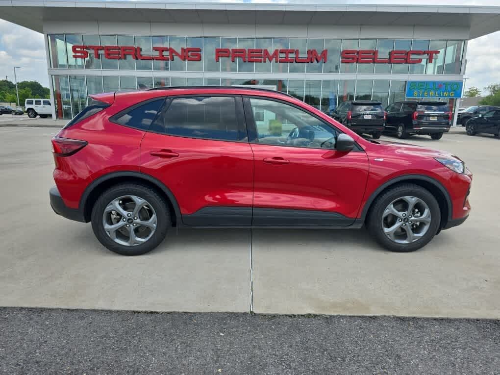 2025 FORD Escape