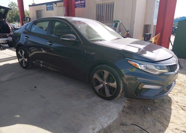 2019 KIA Optima