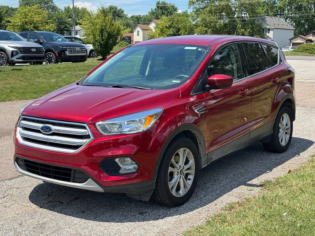 2017 FORD Escape