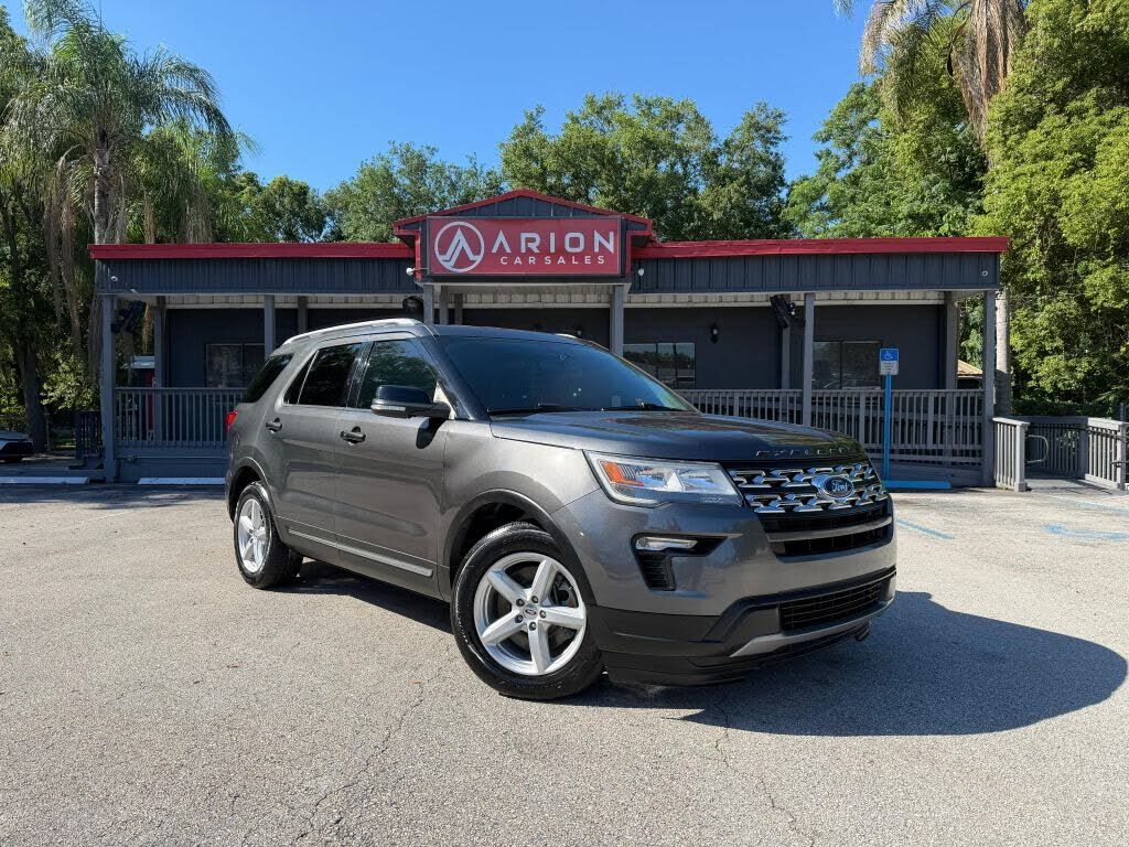 2018 FORD Explorer