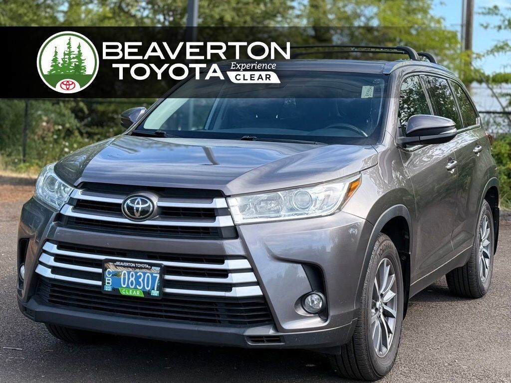 2019 TOYOTA Highlander