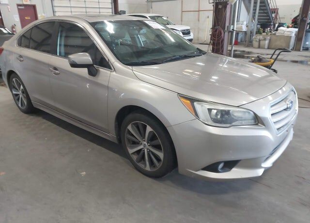 2017 SUBARU Legacy
