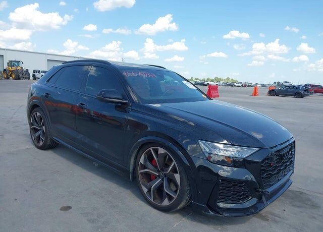 2023 AUDI RS Q8