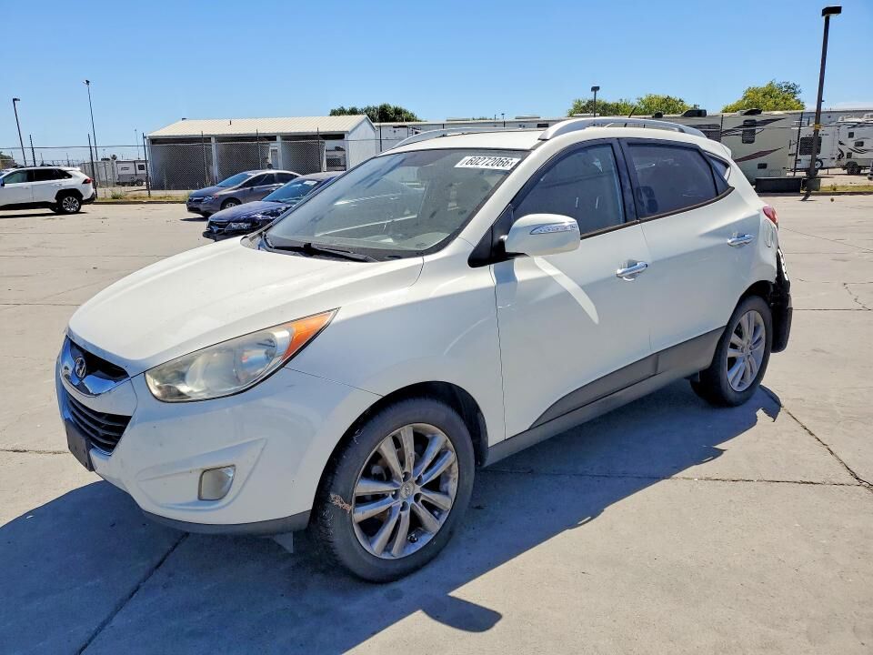 2010 HYUNDAI Tucson
