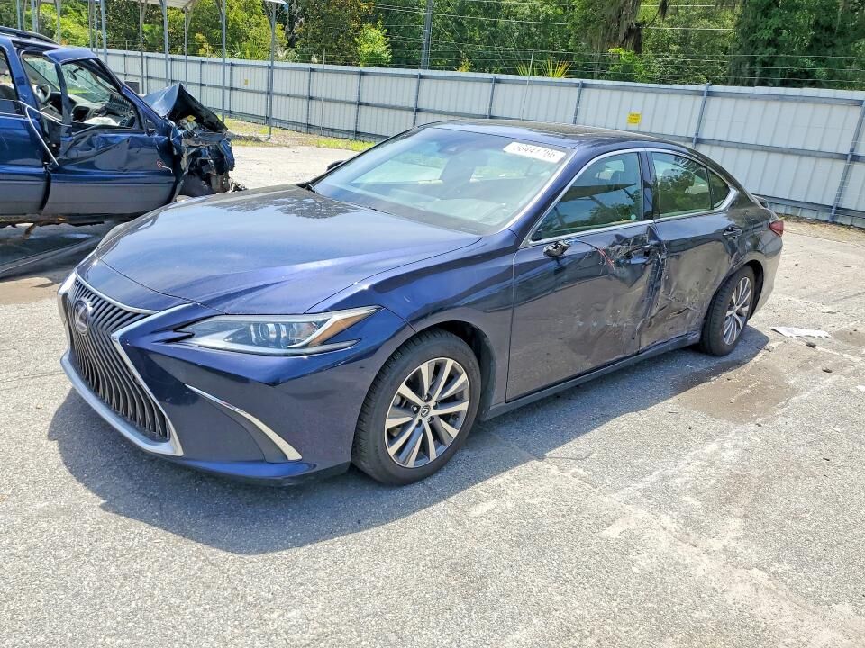 2021 LEXUS ES