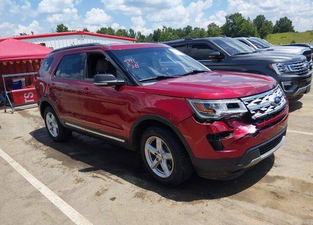 2019 FORD Explorer
