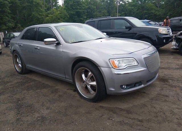 2011 CHRYSLER 300C