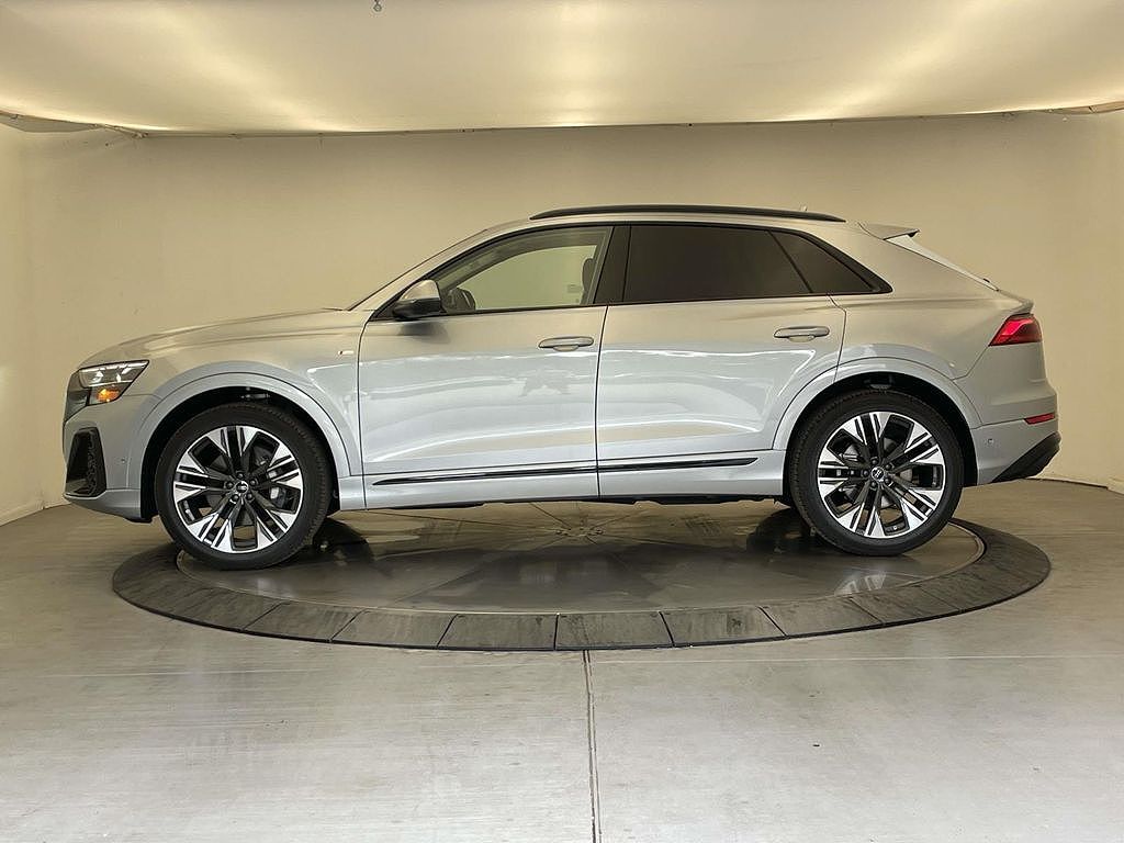 2026 Audi Q8