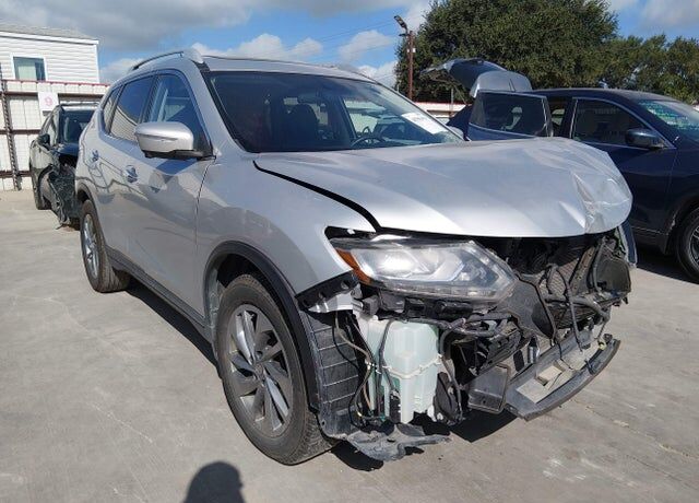 2015 NISSAN Rogue