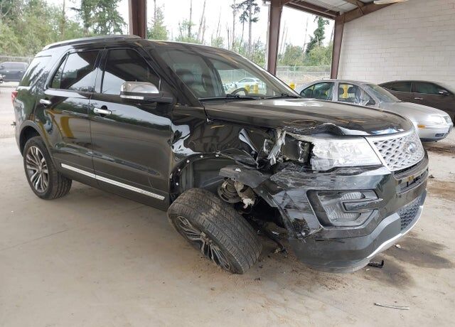 2017 FORD Explorer