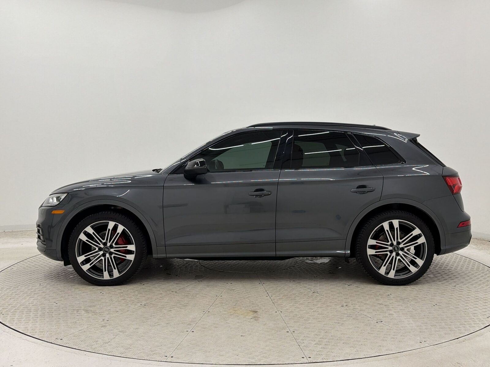 2020 Audi SQ5