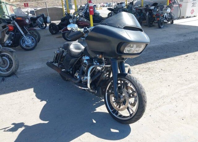 2018 HARLEY DAVIDSON FLTRX / Road Glide