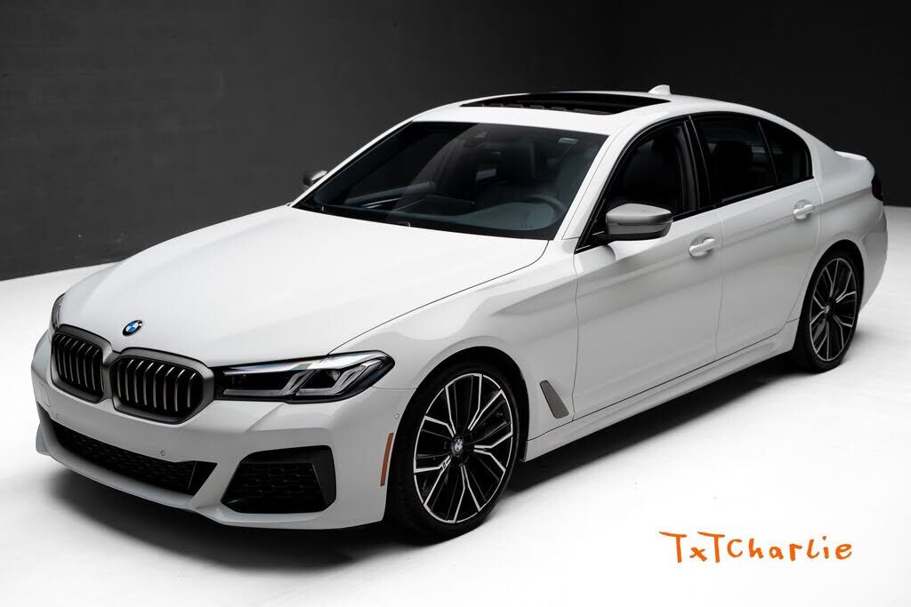 2023 BMW M5