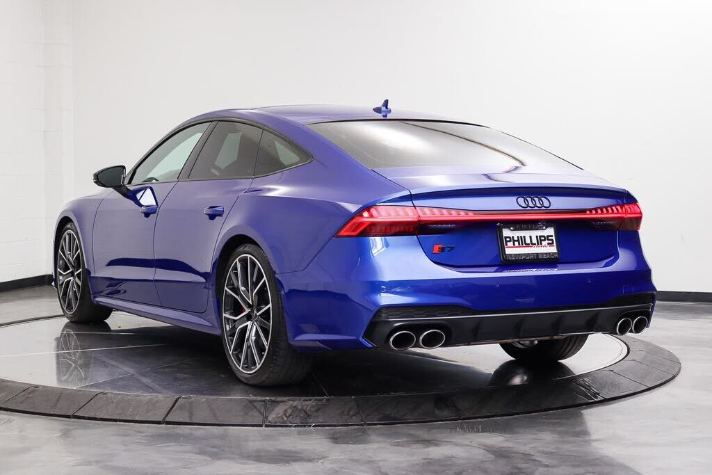 2022 Audi S7