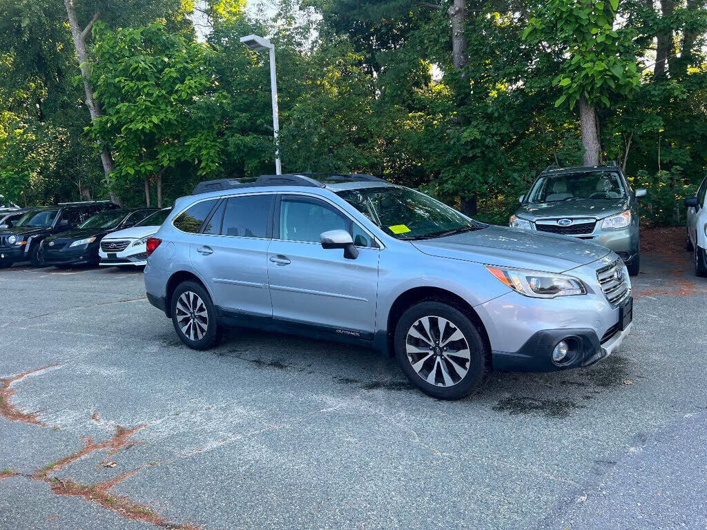 2016 SUBARU Outback