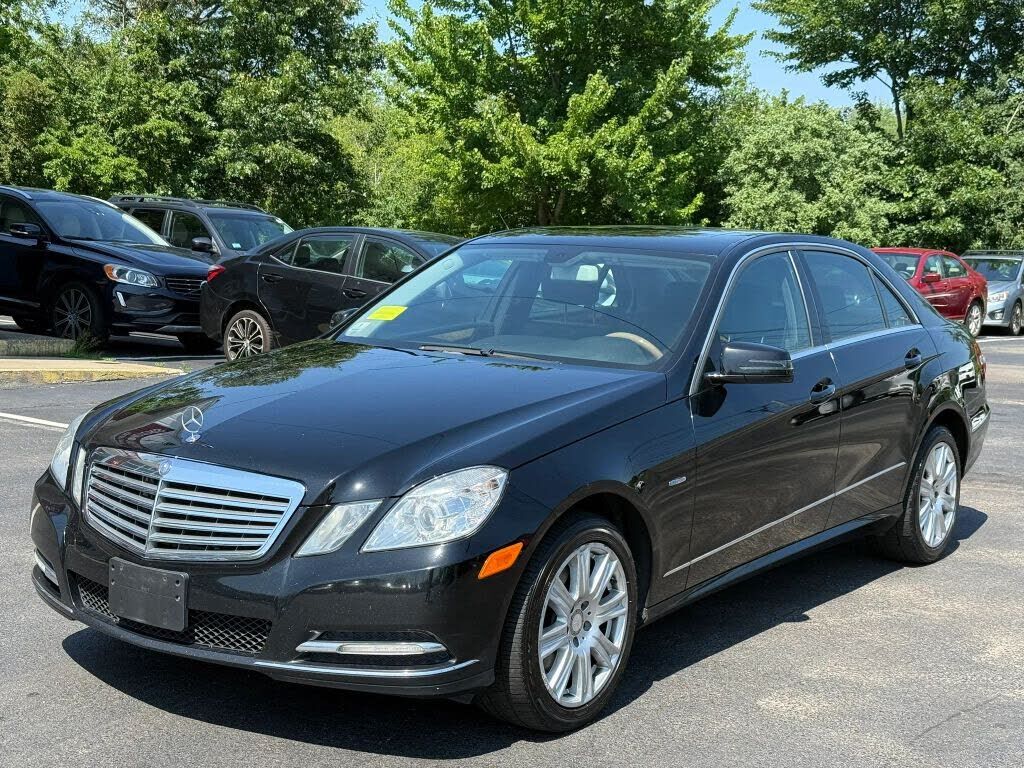 2012 MERCEDES-BENZ E-Class
