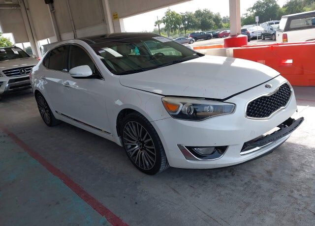 2015 KIA Cadenza