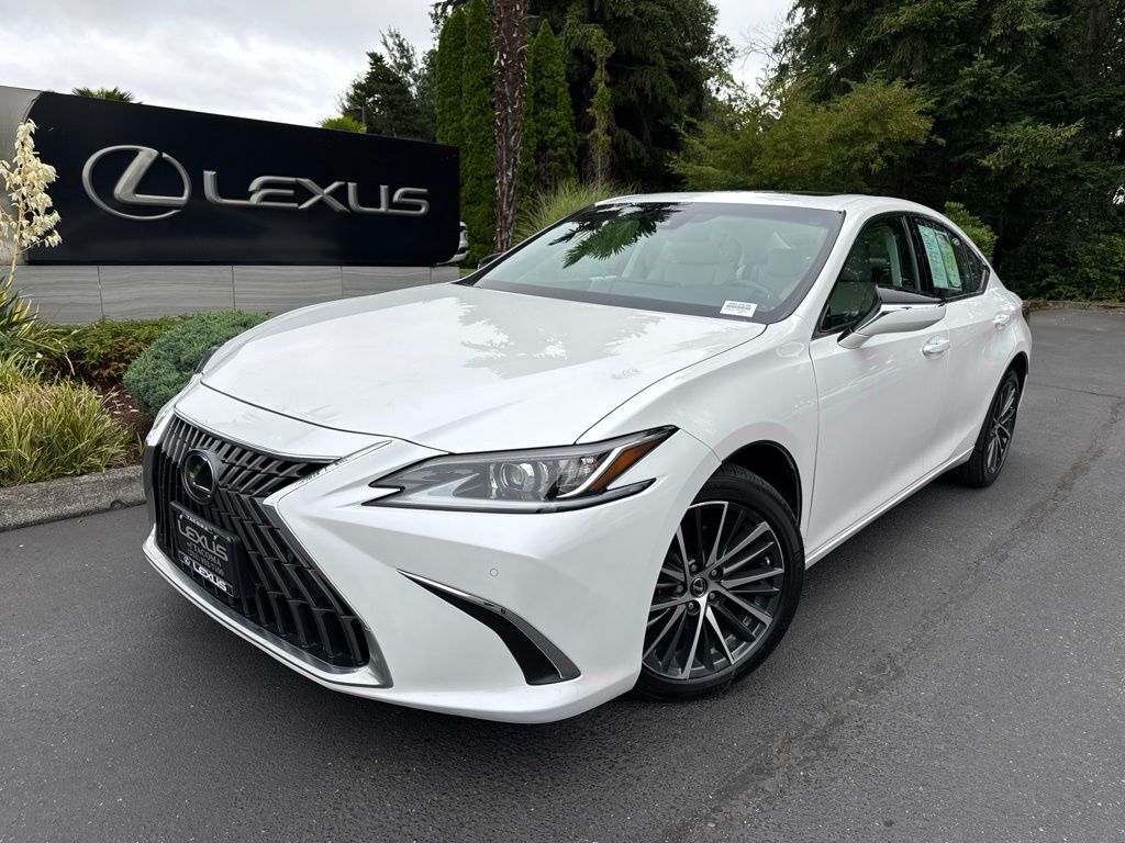 2023 LEXUS ES