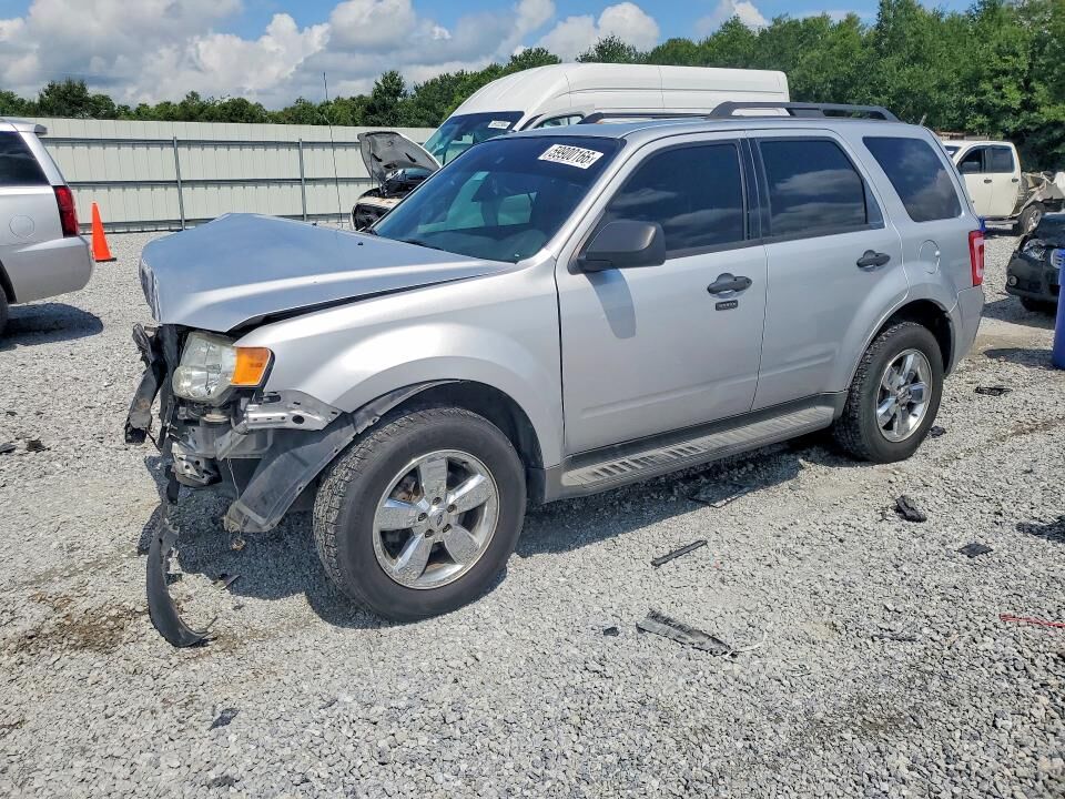 2011 FORD Escape