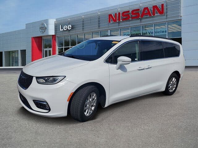 2022 CHRYSLER Pacifica