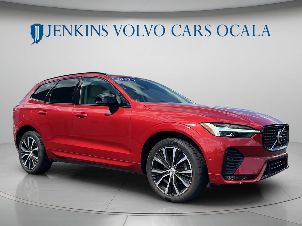 2023 VOLVO XC60