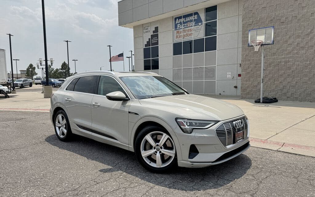 2019 Audi e-tron