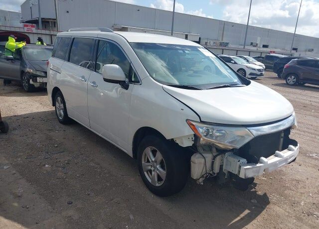 2017 NISSAN Quest