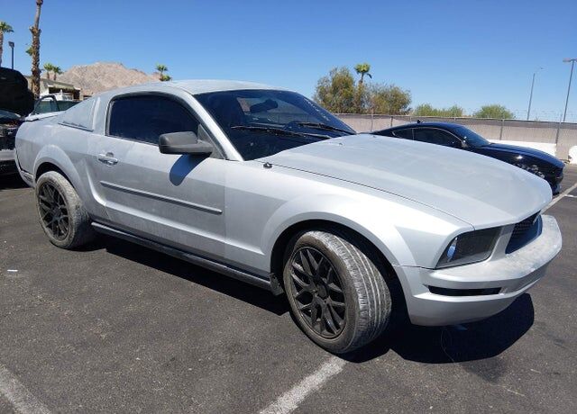 2008 FORD Mustang