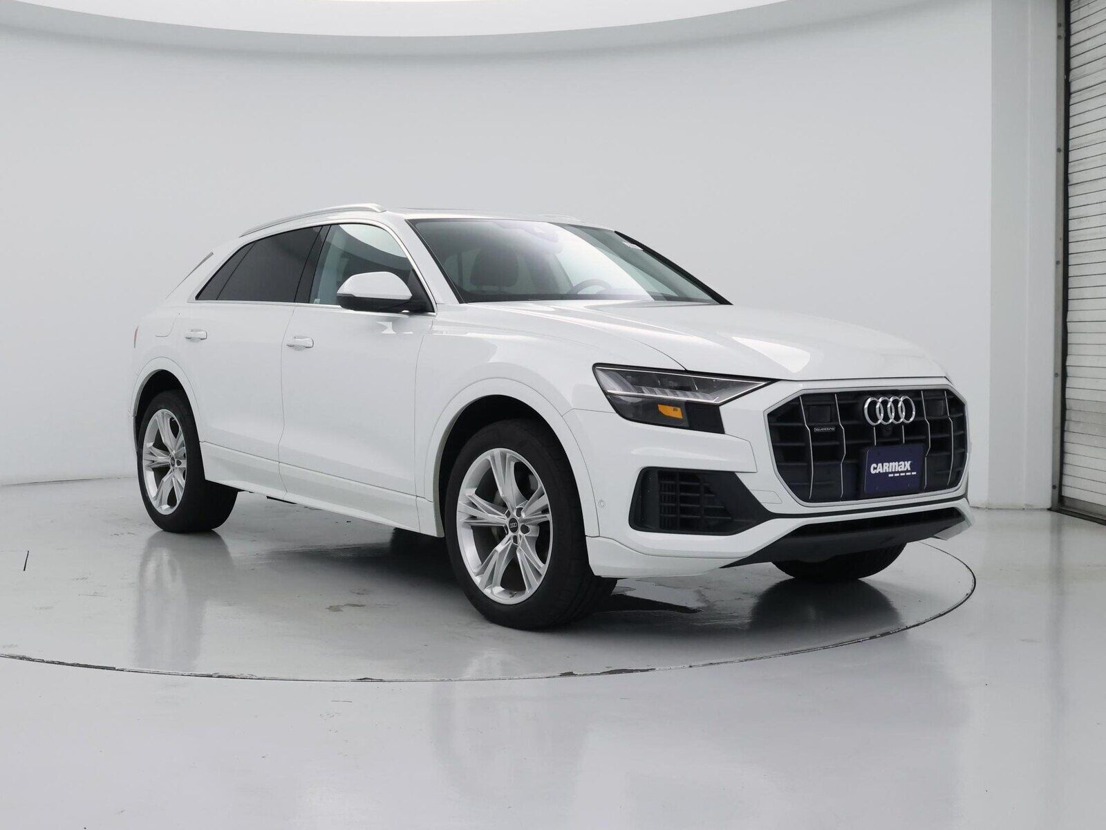 2023 Audi Q8