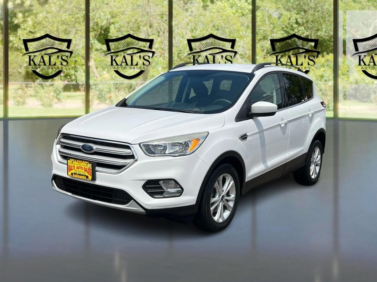 2018 FORD Escape