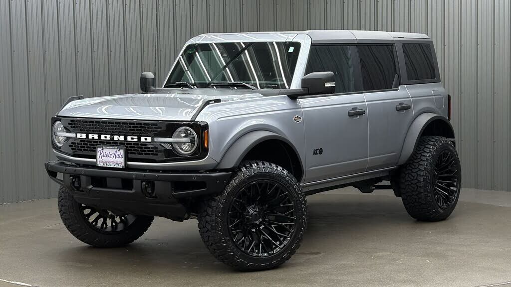2023 FORD Bronco