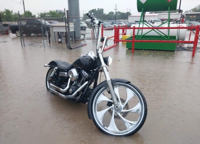 2013 HARLEY DAVIDSON Dyna Wide Glide