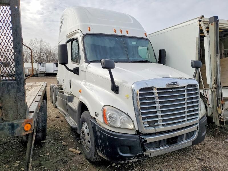 2019 FREIGHTLINER Cascadia