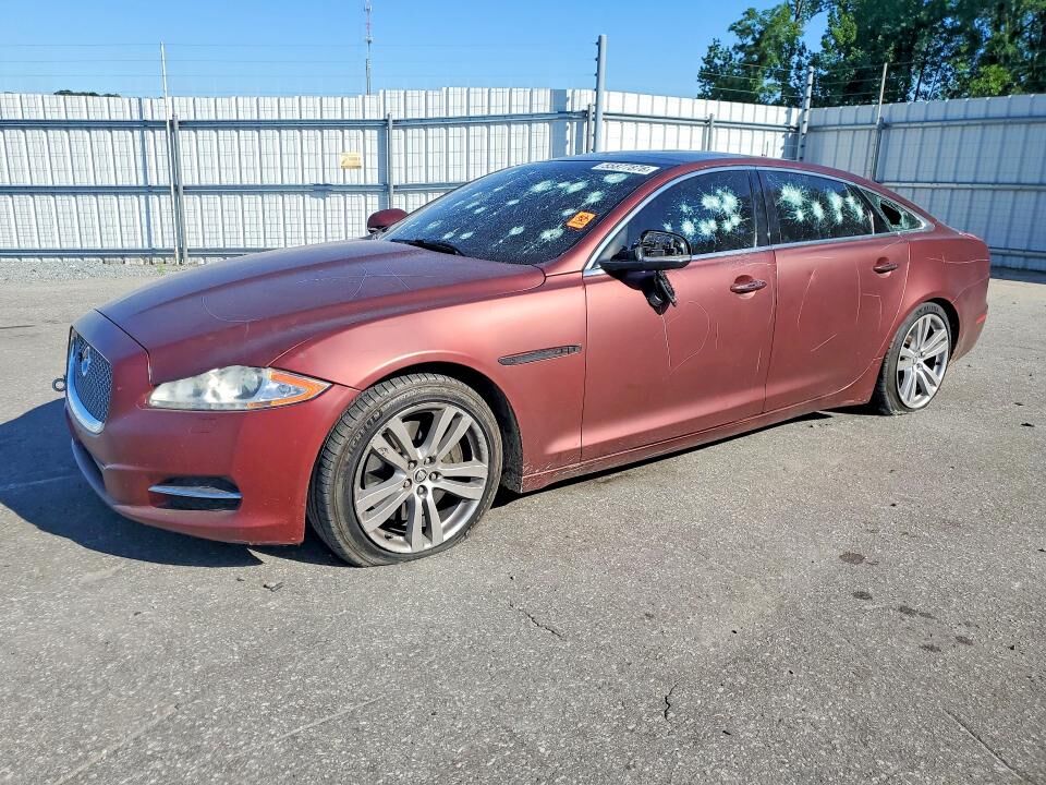 2013 JAGUAR XJ