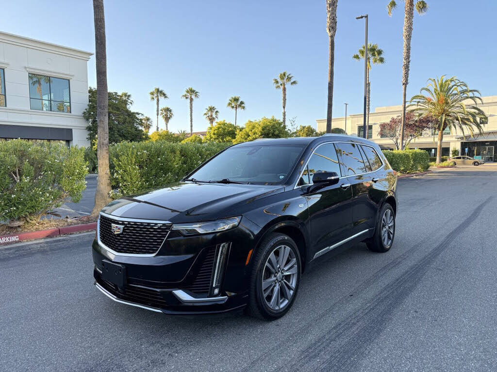 2020 CADILLAC XT6