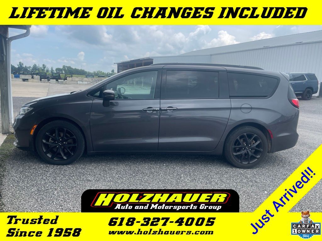 2021 CHRYSLER Pacifica
