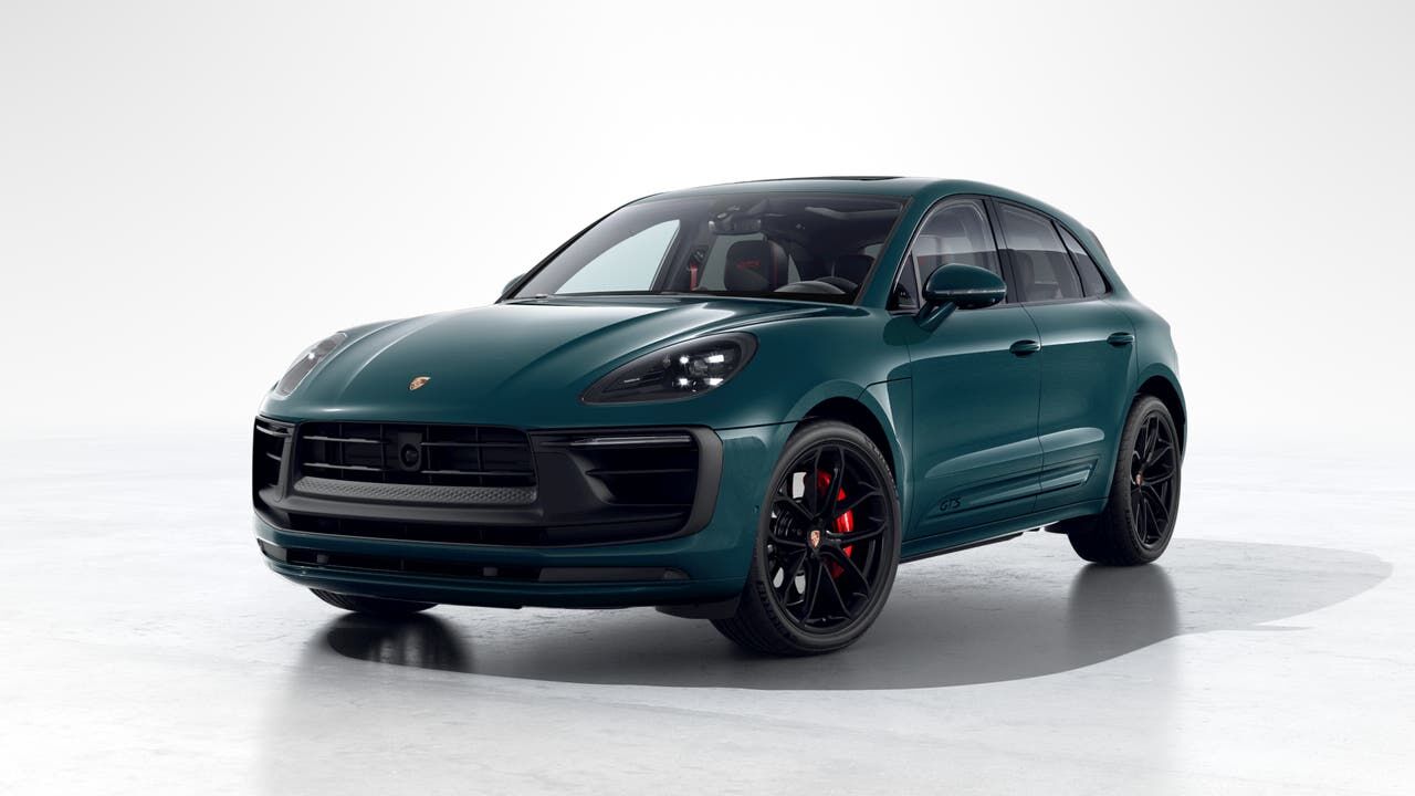 2026 PORSCHE Macan