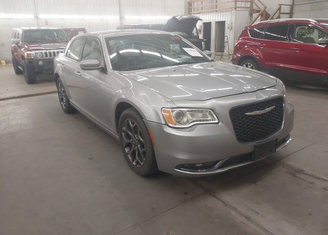 2018 CHRYSLER 300