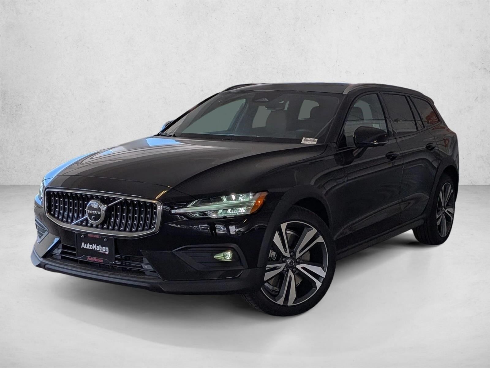 2026 VOLVO V60CC