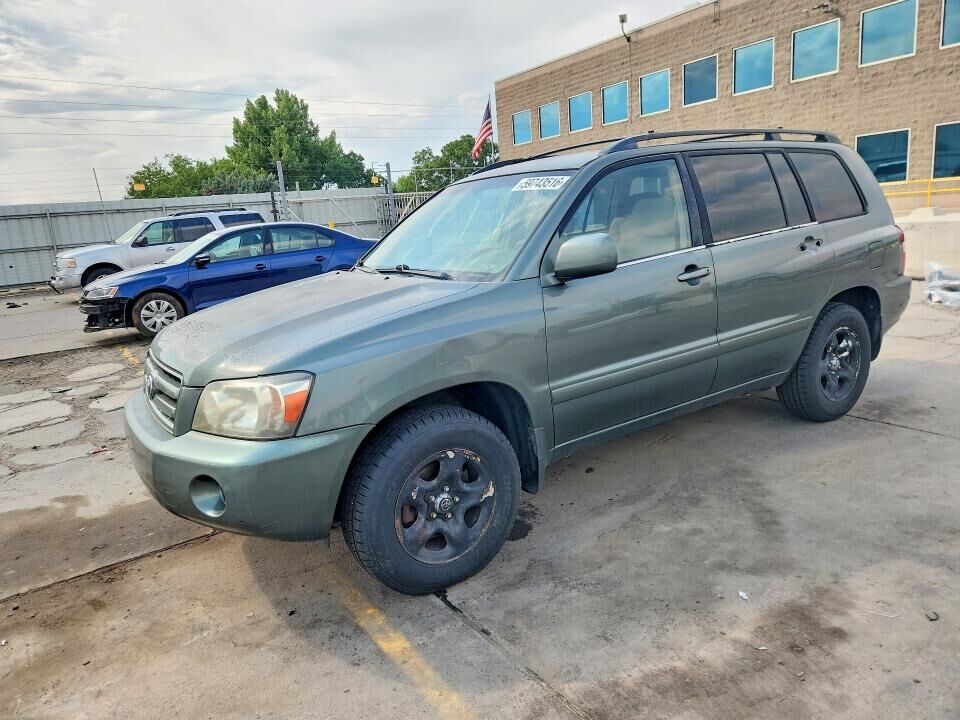 2004 TOYOTA Highlander