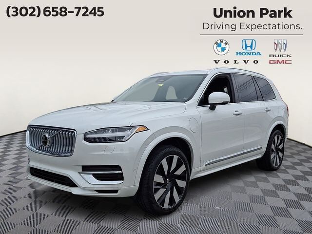 2024 VOLVO XC90